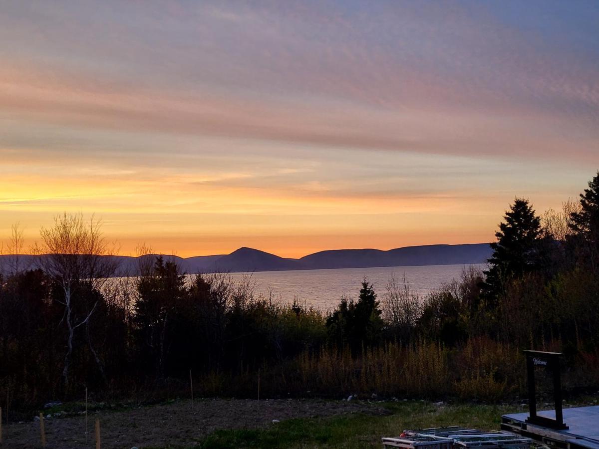 Moceanset Getaways-Beautiful Ocean, Mountain & Sunset Views, "Camping Experience" Dingwall 外观 照片